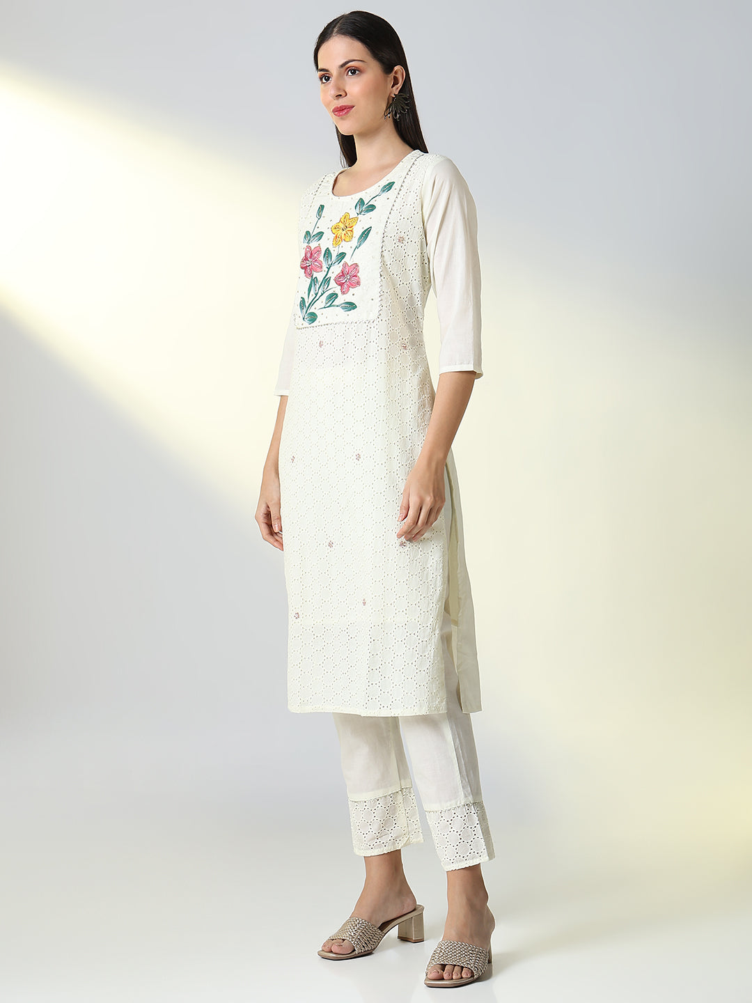 Women Cream Floral Straight Kurta Set with Dupatta