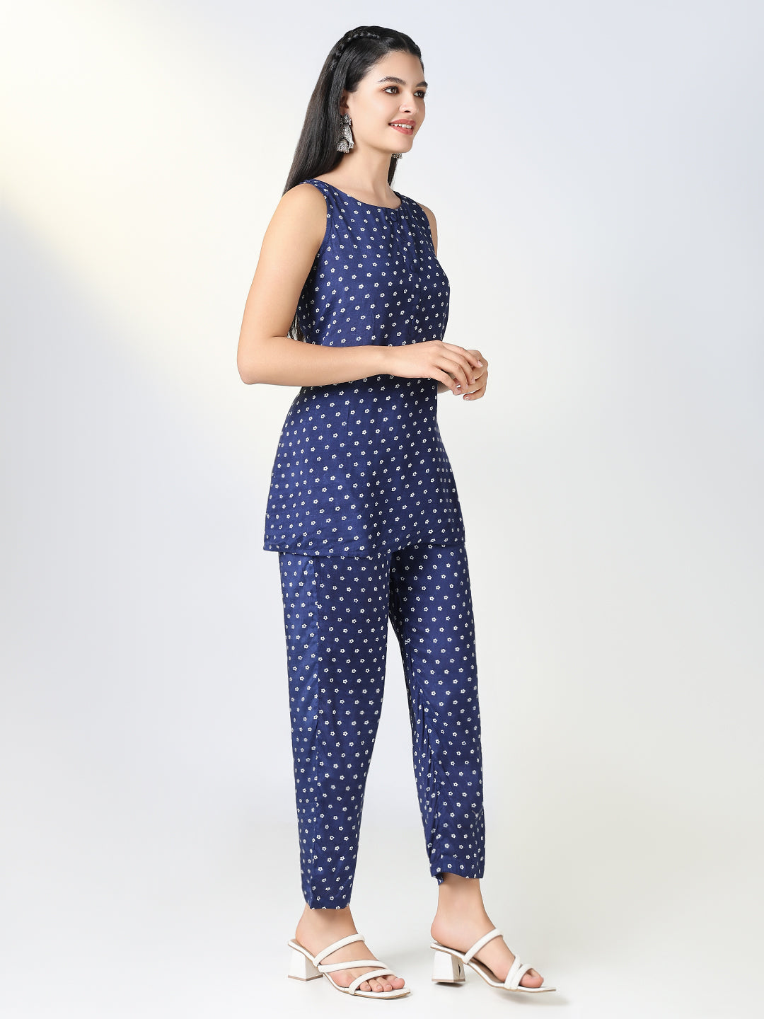 Women Navy Blue Printed Co Ords Set with Overcoat