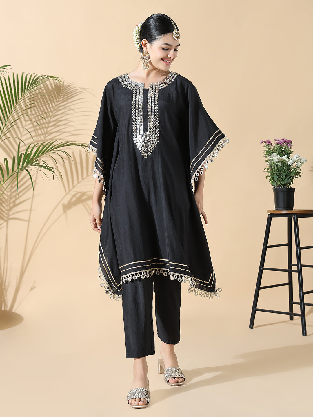 Women Solid Kaftan Mirror Work Black Kurta Set