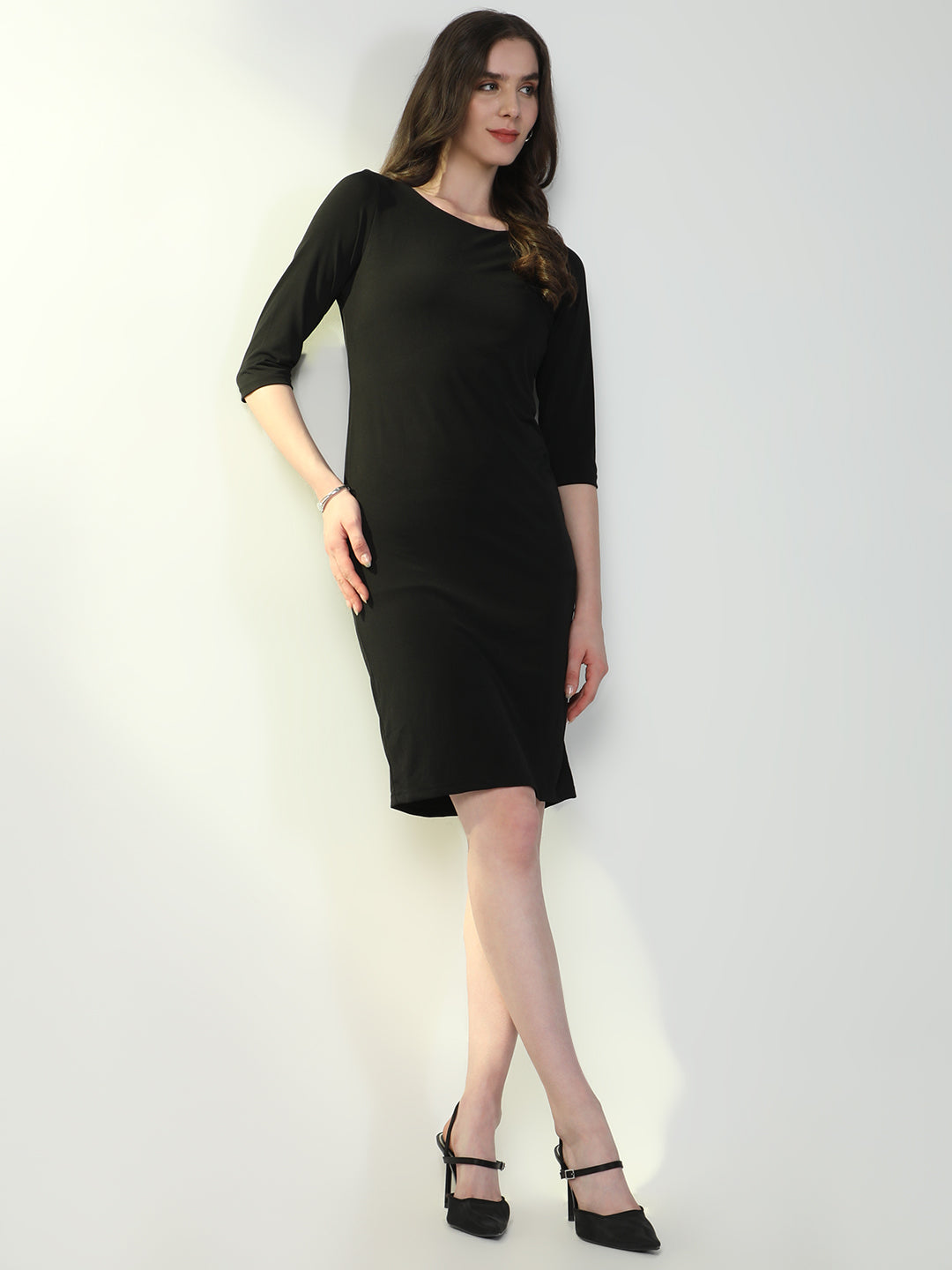 Women Solid Black Bodycon Dress