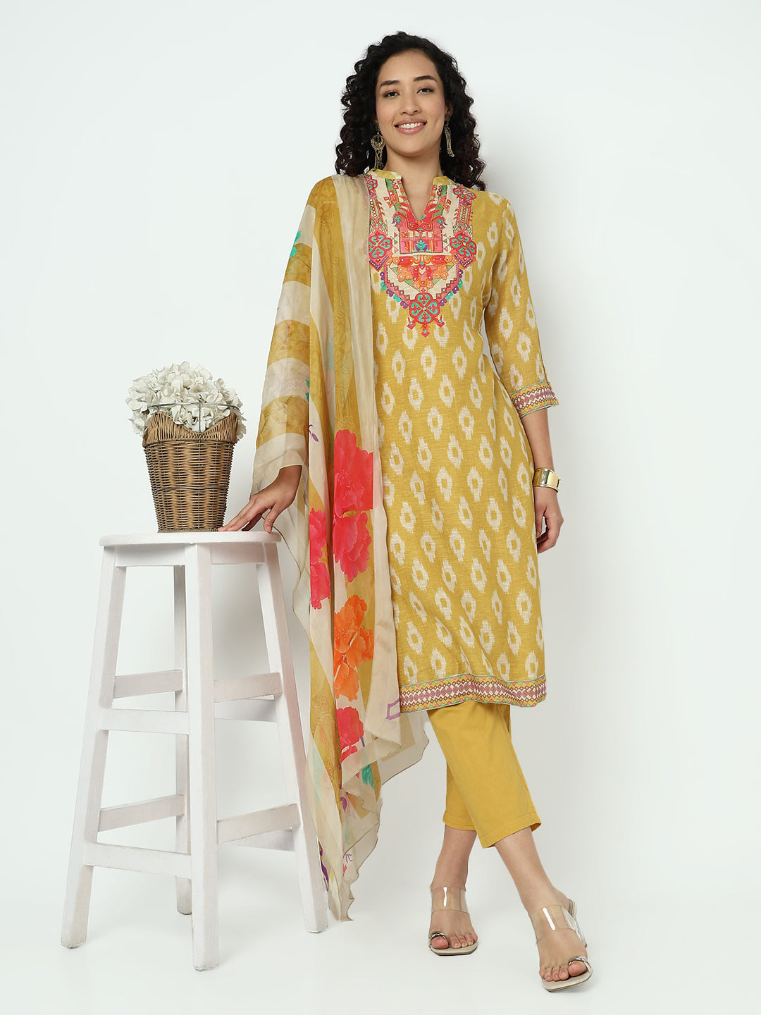 Women's Geometric Mustard Mandarin Collar Kurta Set with Dupatta
