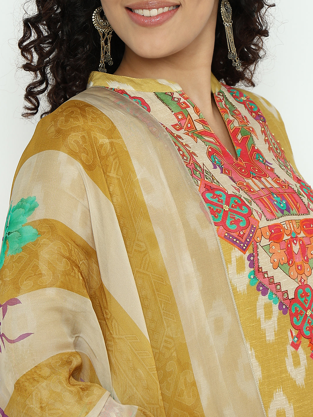Women's Geometric Mustard Mandarin Collar Kurta Set with Dupatta