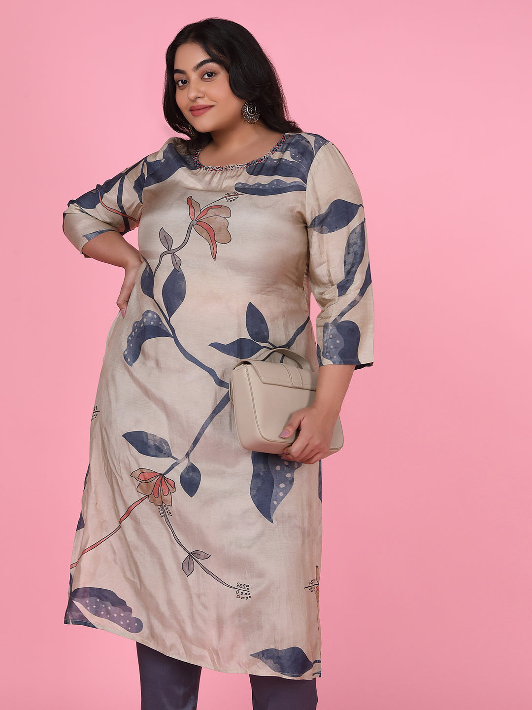 Women Floral Beige Straight Kurta Set