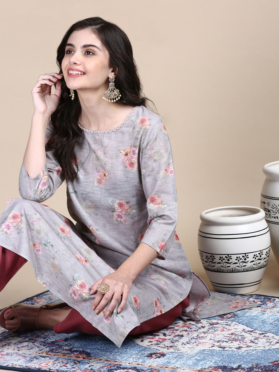 Women Solid Grey Straight Kurta Set