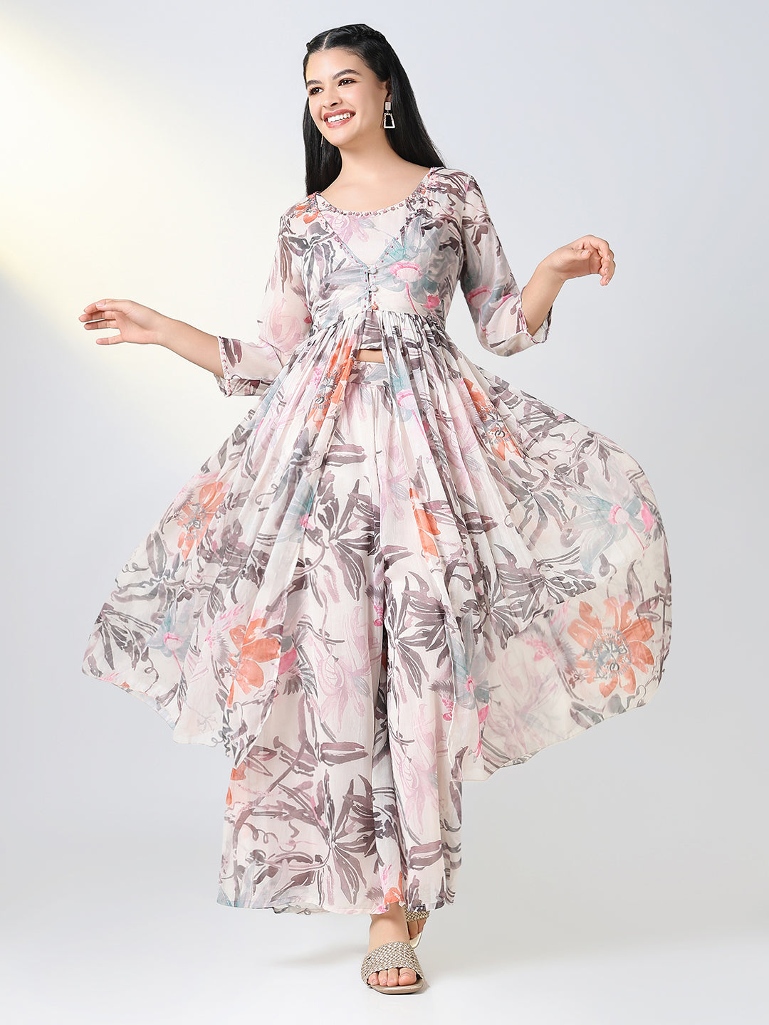 Women Peach Floral Printed Co Ords Set with Overcoat