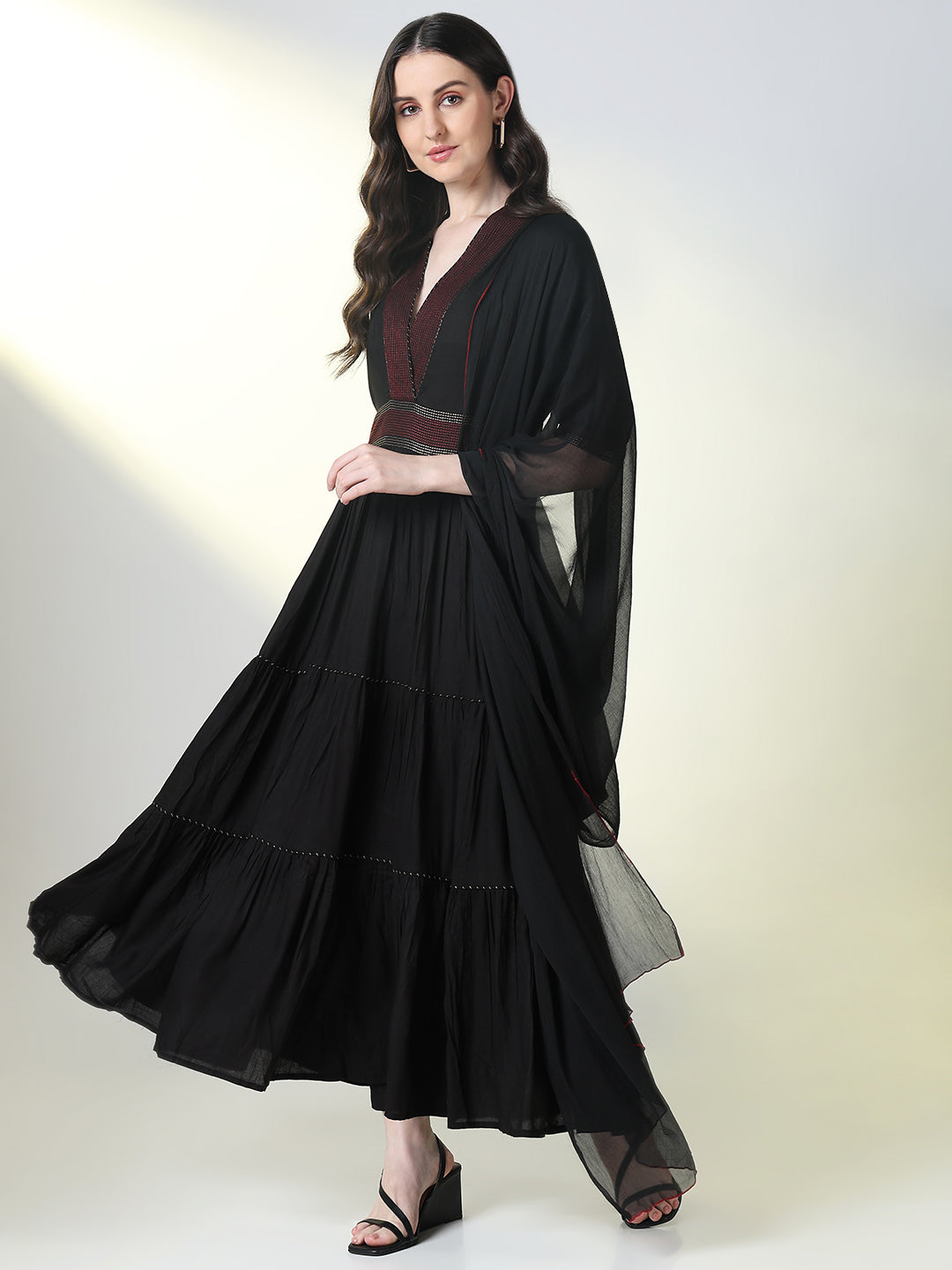 Women Black Solid Anarkali Kurta Set with Dupatta