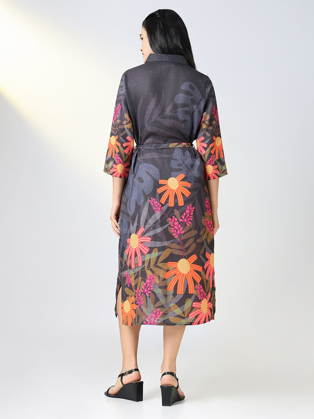 Women Black Floral Shirt Print Dress with Belt