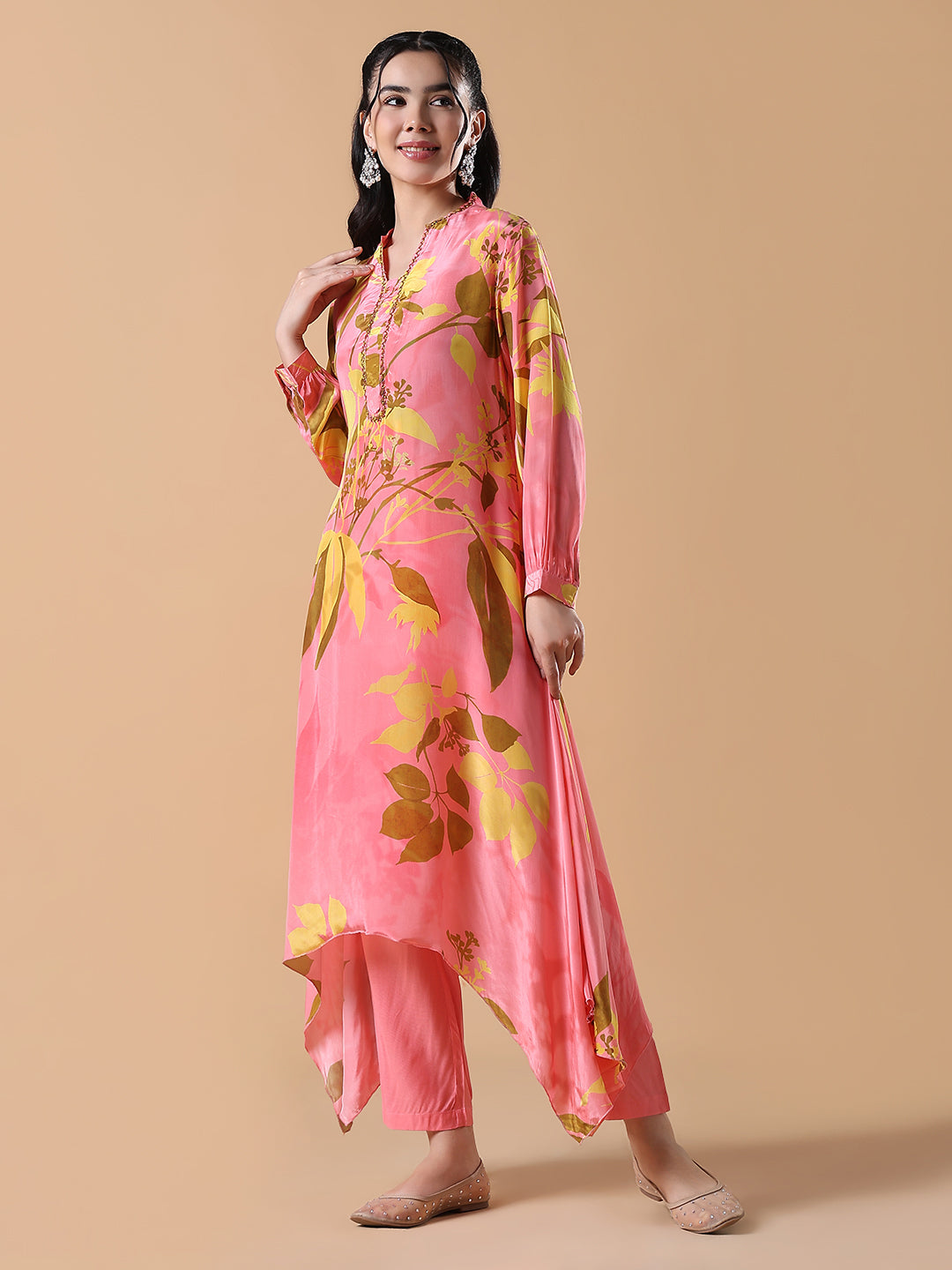 Women Floral  Asymmetric A-Line Pink Kurta Set