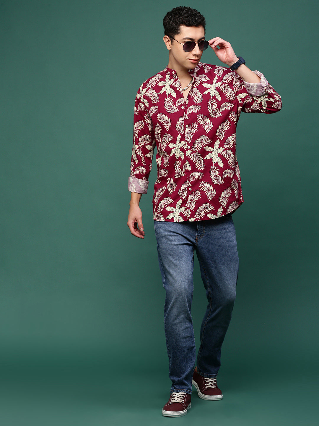 Men Maroon Floral Slim Fit Shirt