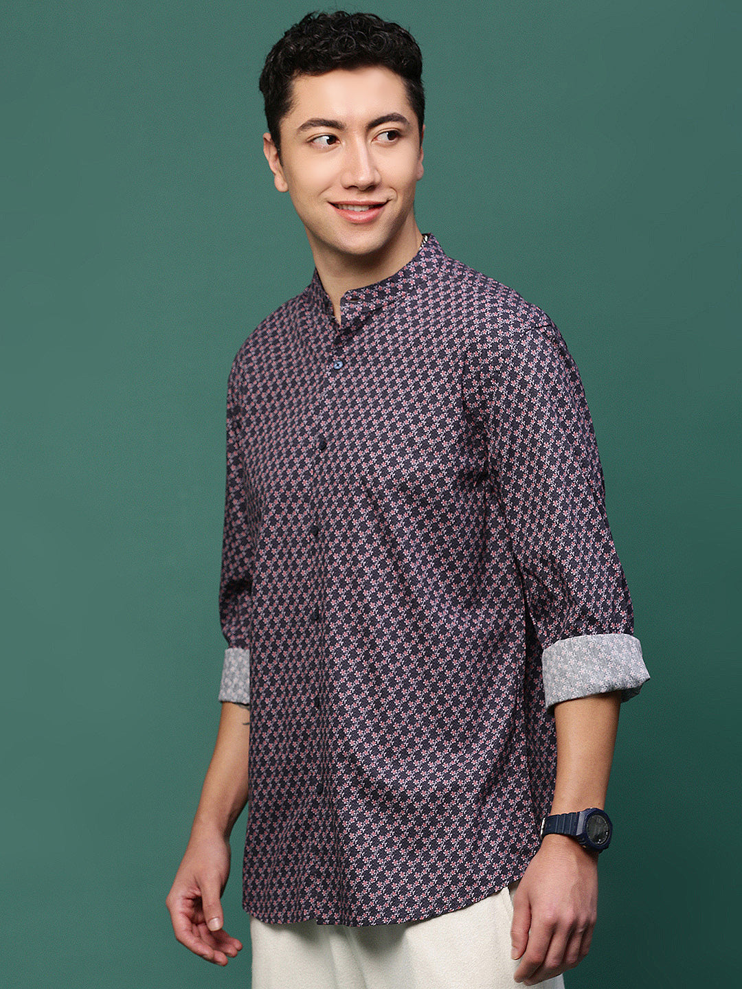 Men Grey Graphic Slim Fit Shirt