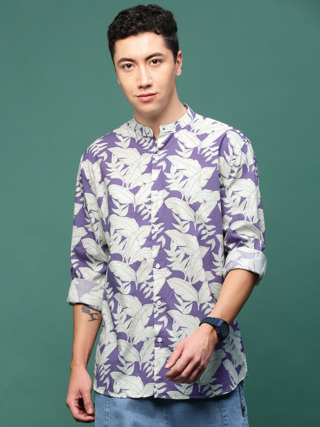 Men Violet Floral Slim Fit Shirt