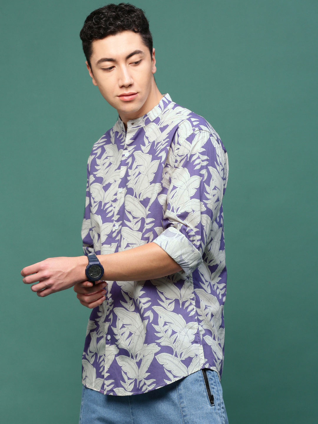 Men Violet Floral Slim Fit Shirt