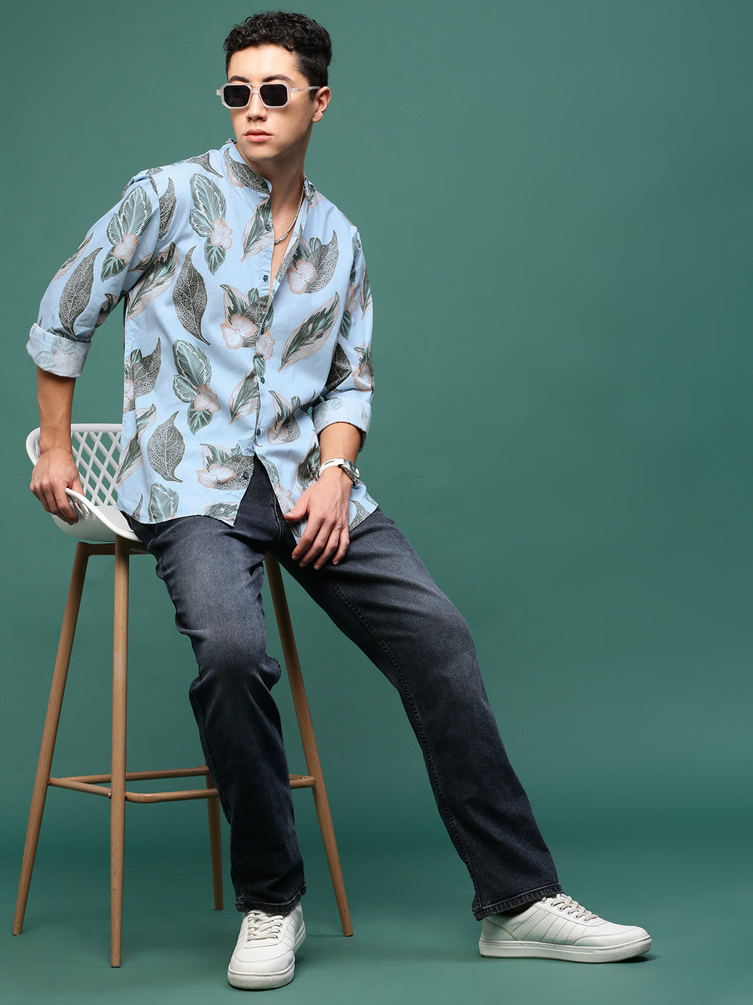 Men Blue Floral Slim Fit Shirt