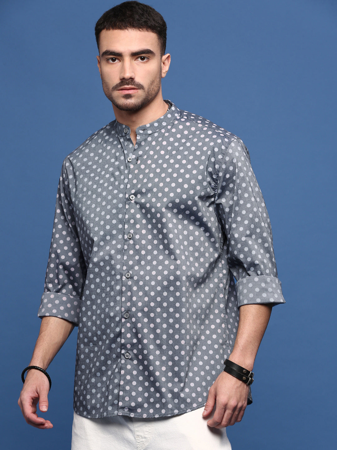 Men Grey Polka Dots Slim Fit Shirt