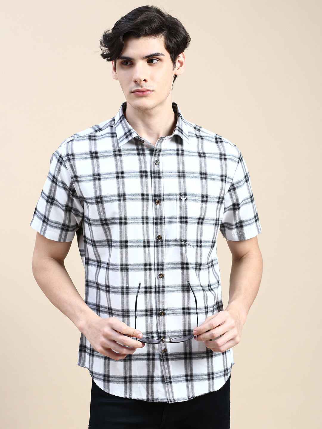 Men Spread Collar Checked White Shirt