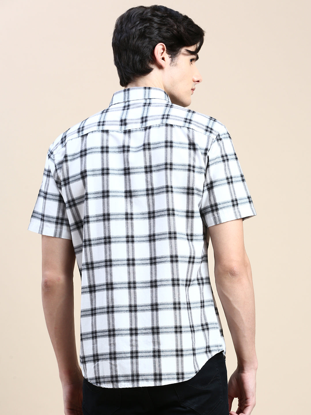 Men Spread Collar Checked White Shirt