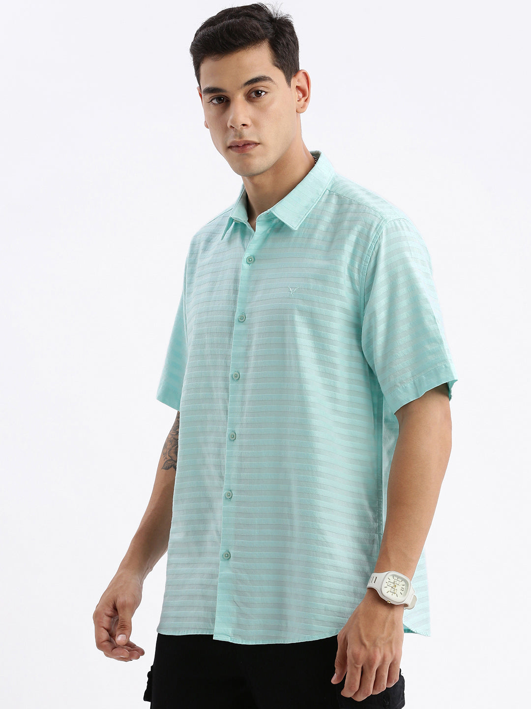 Men Spread Collar Solid Slim Fit Turquoise Blue Shirt