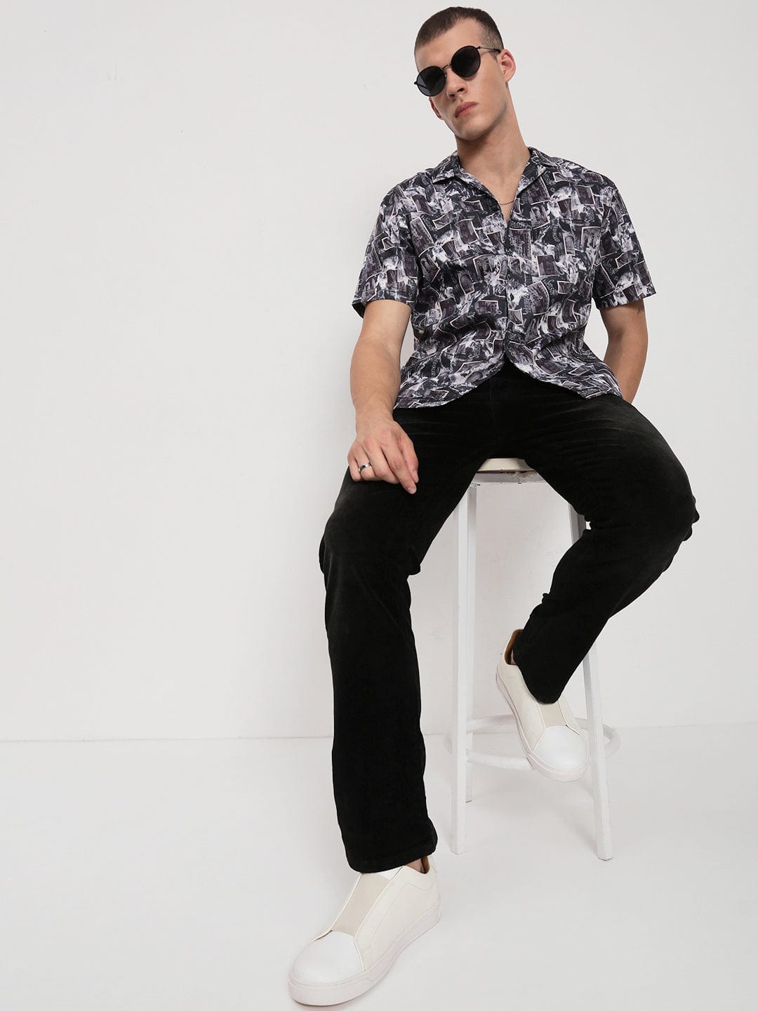 Men's Black Abstract Cuban Collar Relaxed Fit Shirt