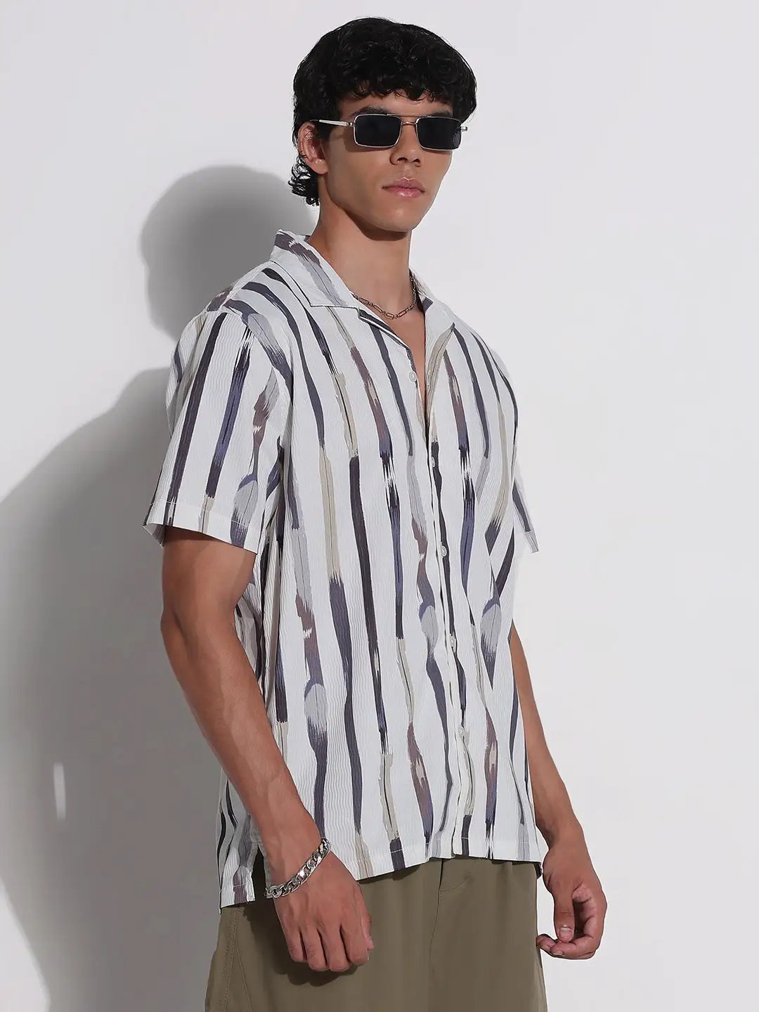 Men's White Striped Cuban Collar Relaxed Fit Shirt - from SHOWOFFFF