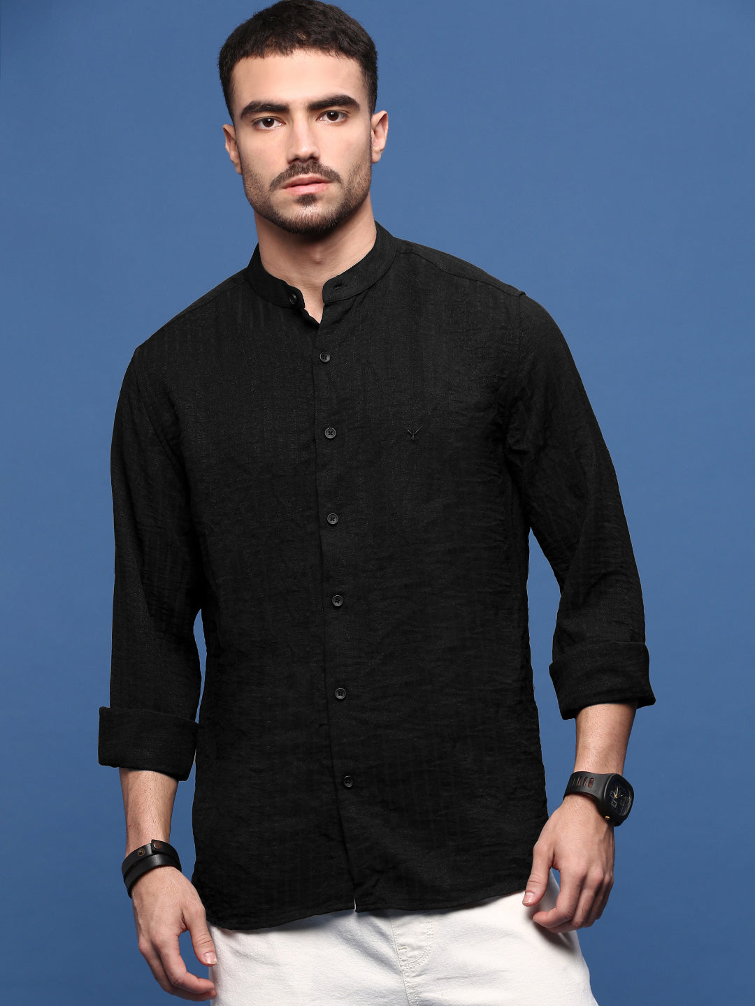 Men Black Solid Slim Fit Shirt