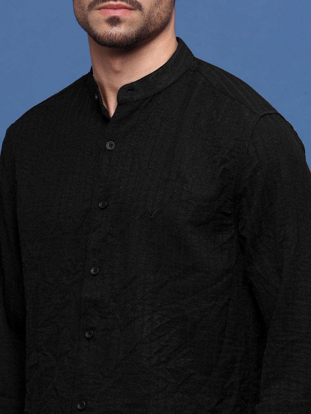 Men Black Solid Slim Fit Shirt