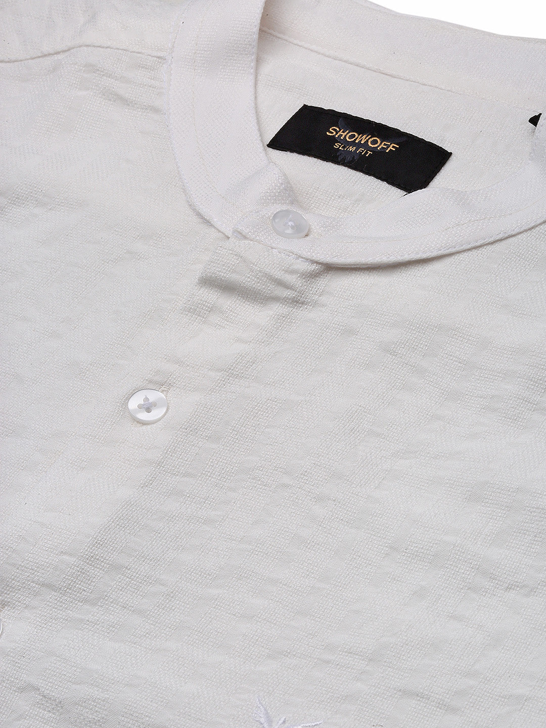 Men White Solid Slim Fit Shirt