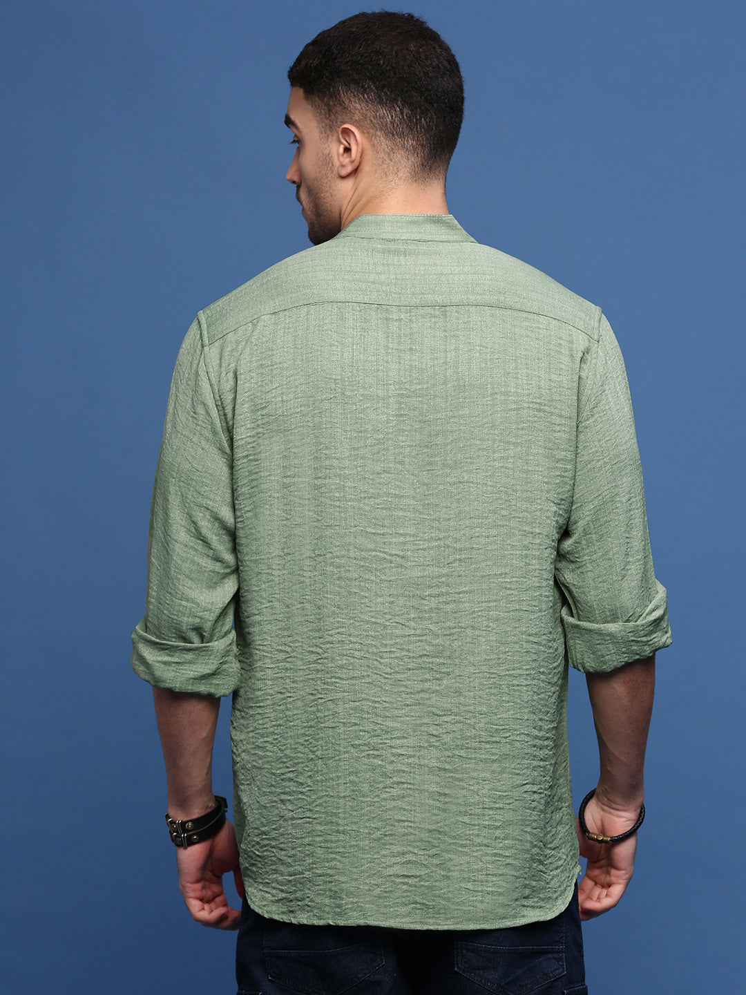 Men Green Solid Slim Fit Shirt