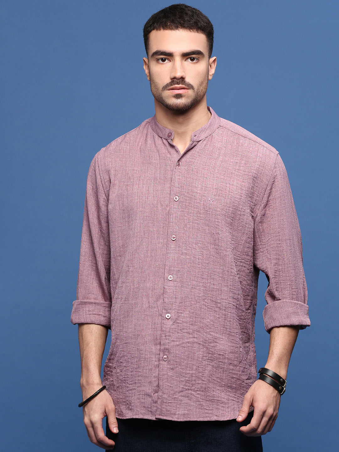 Men Mauve Solid Slim Fit Shirt