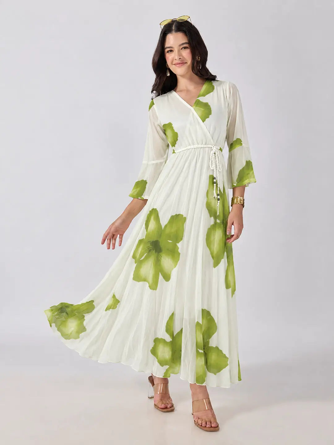 Women's Green Floral Printed Fit & Flare Maxi Dress with Tie Up Waist