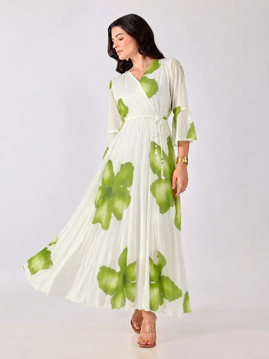 Women's Green Floral Printed Fit & Flare Maxi Dress with Tie Up Waist