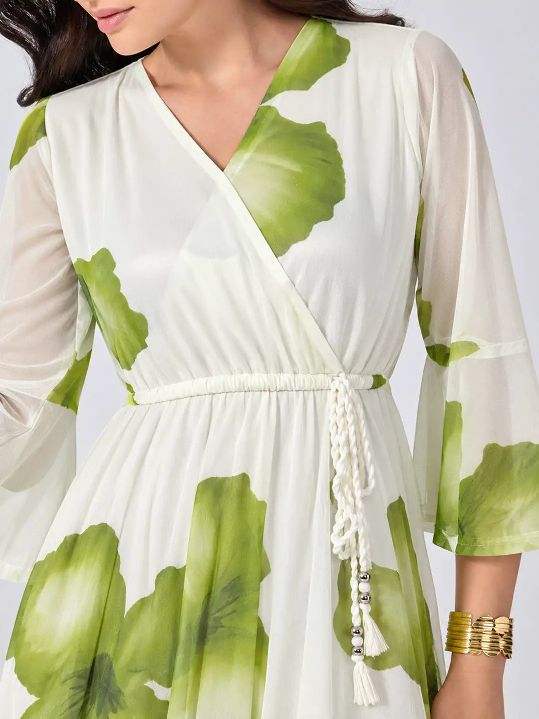 Women's Green Floral Printed Fit & Flare Maxi Dress with Tie Up Waist