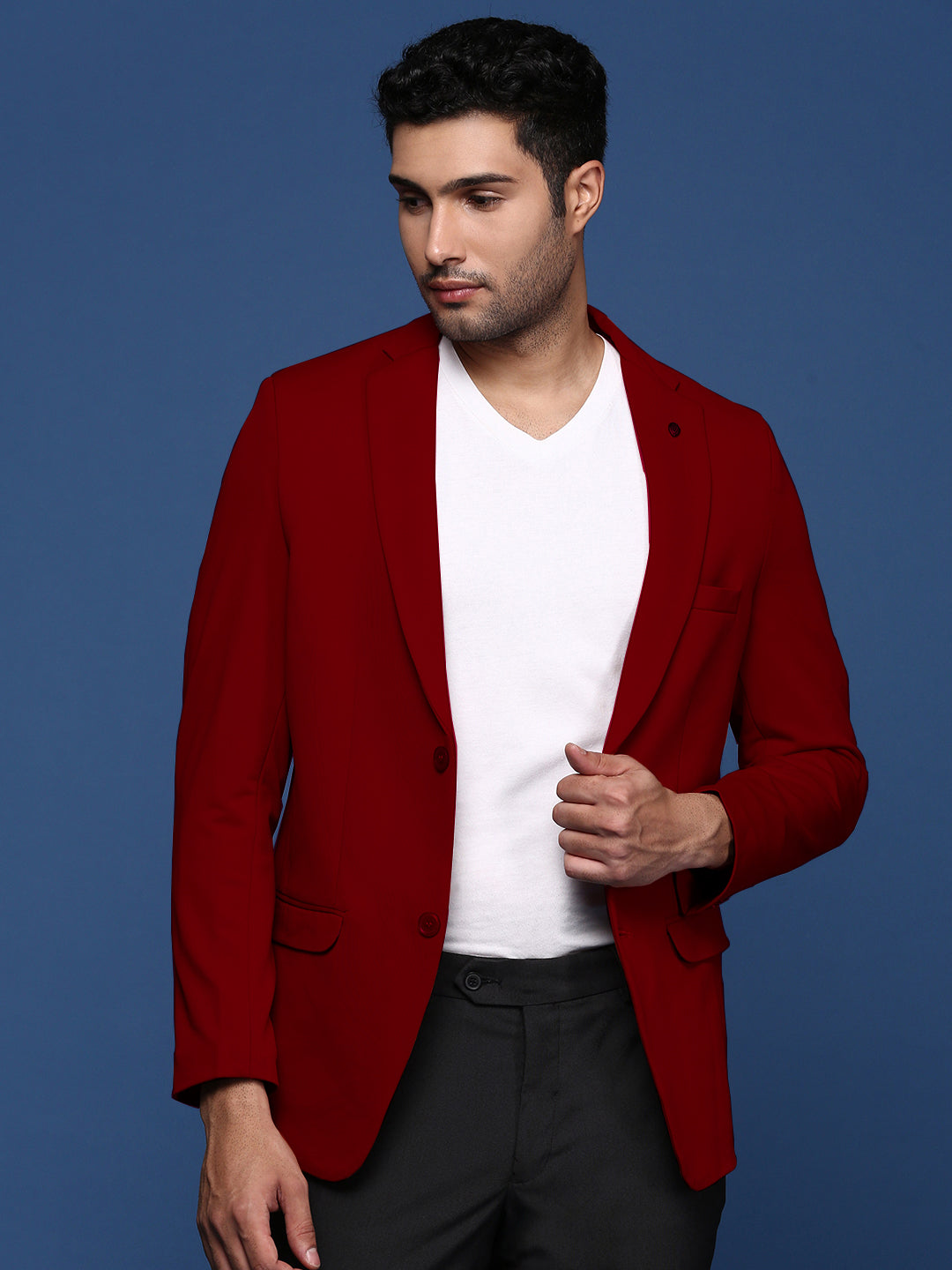 Men Burgundy Solid Single Breasted Blazer