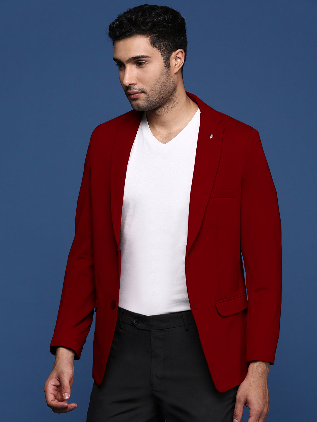 Men Burgundy Solid Single Breasted Blazer