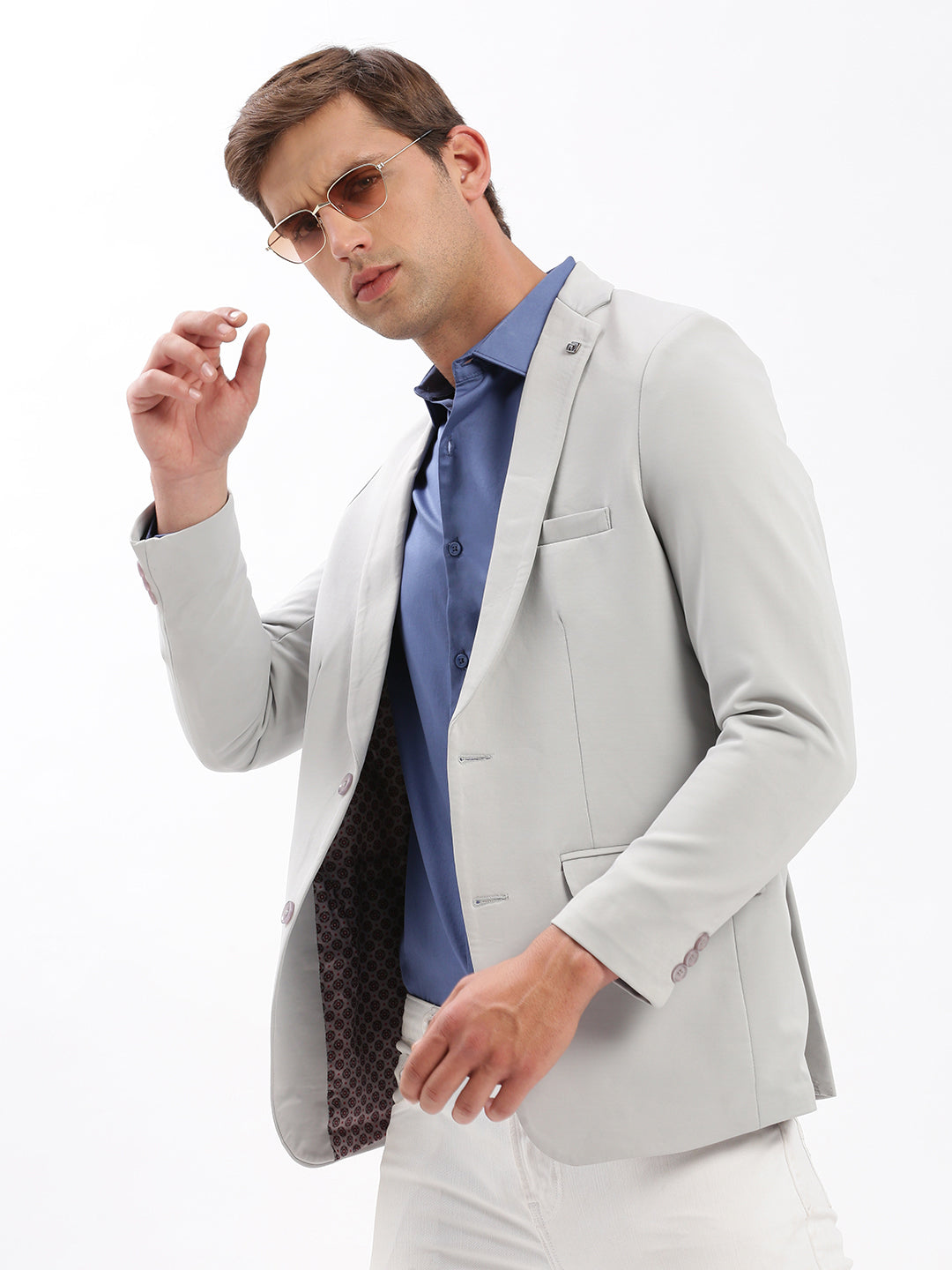 Men Grey Solid Single Breasted Blazer