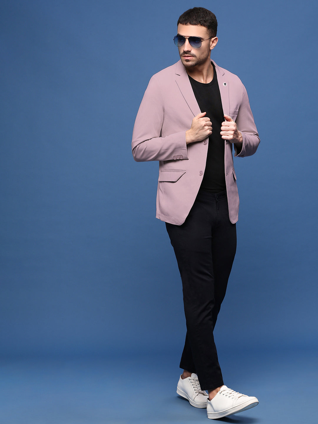 Men Mauve Solid Single Breasted Blazer