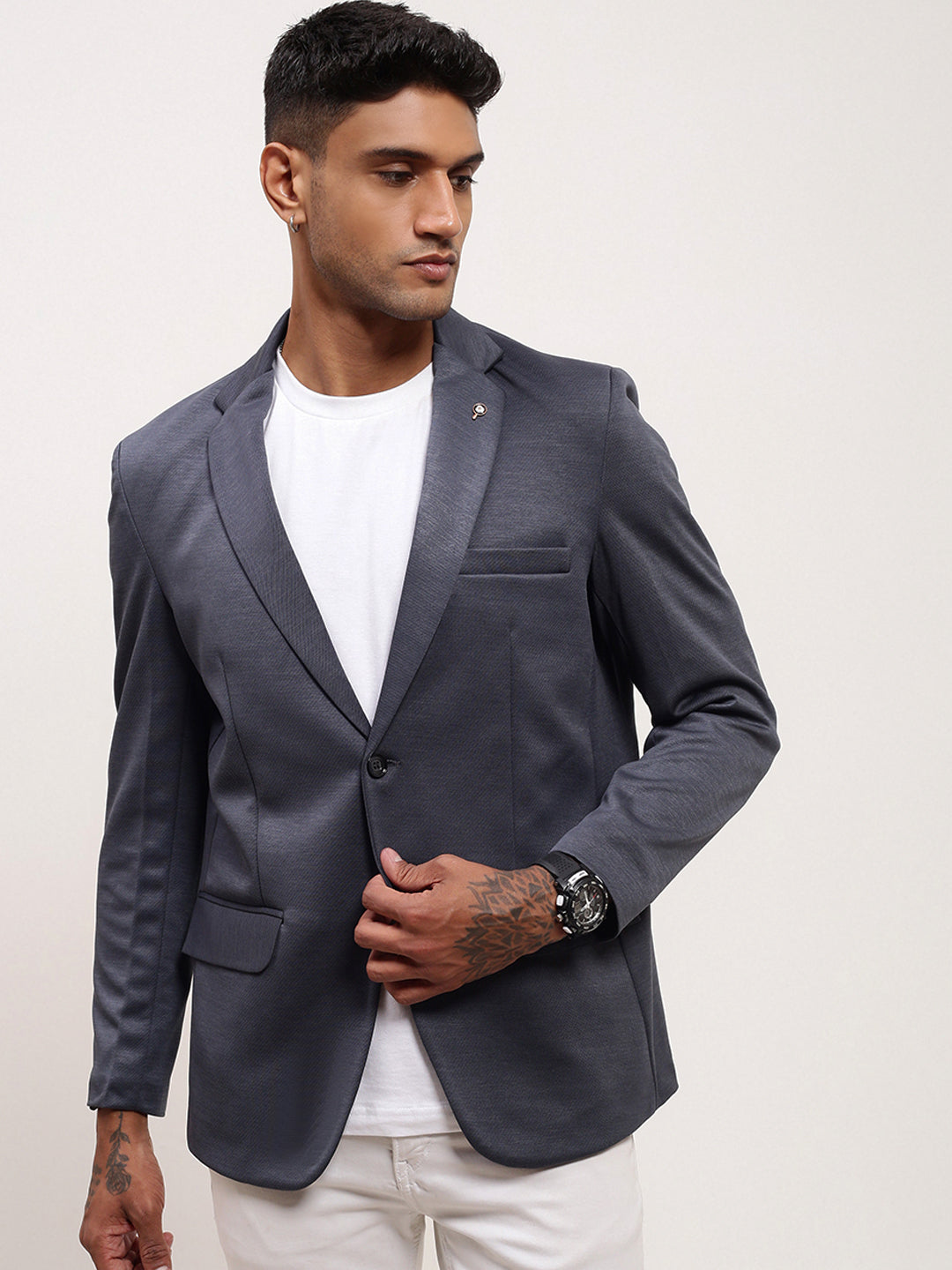 Men Grey Solid Single Breasted Blazer