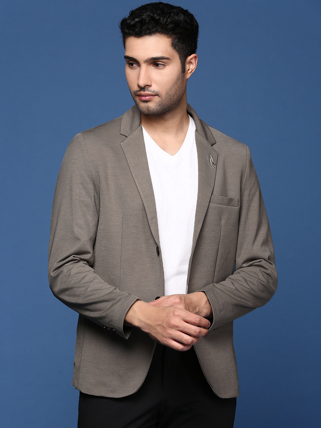 Men Grey Solid Single Breasted Blazer