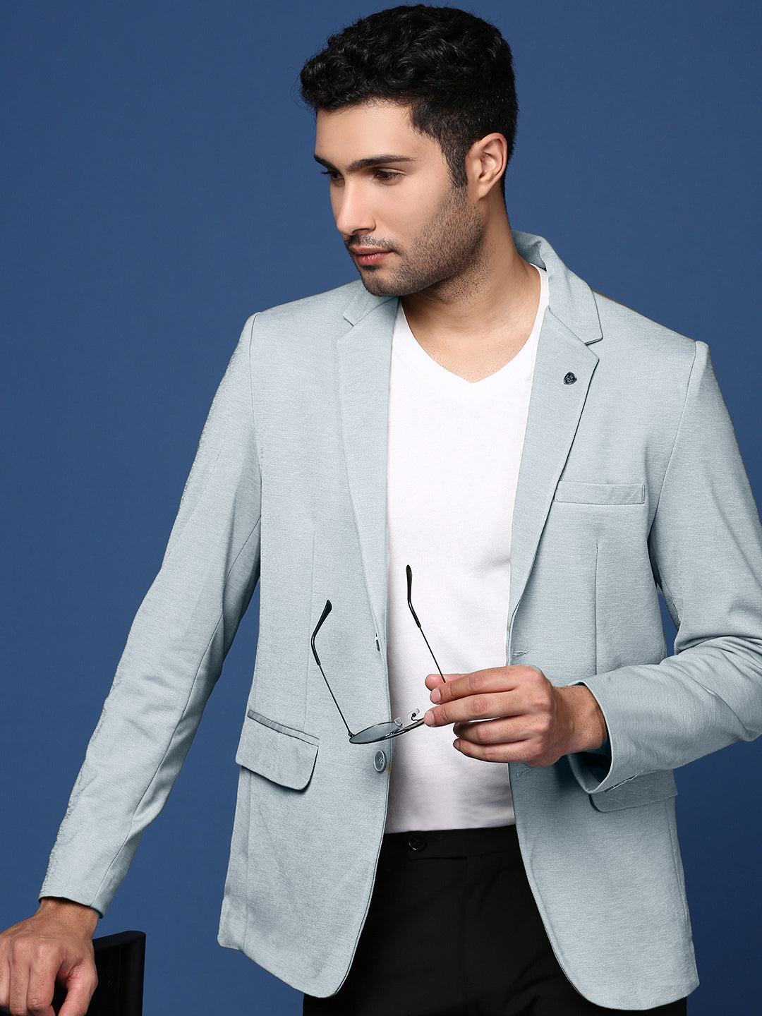 Men Blue Solid Single Breasted Blazer