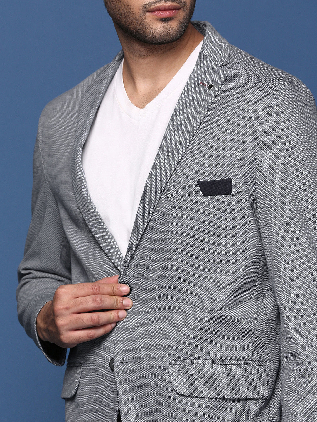 Men Grey Solid Single Breasted Blazer