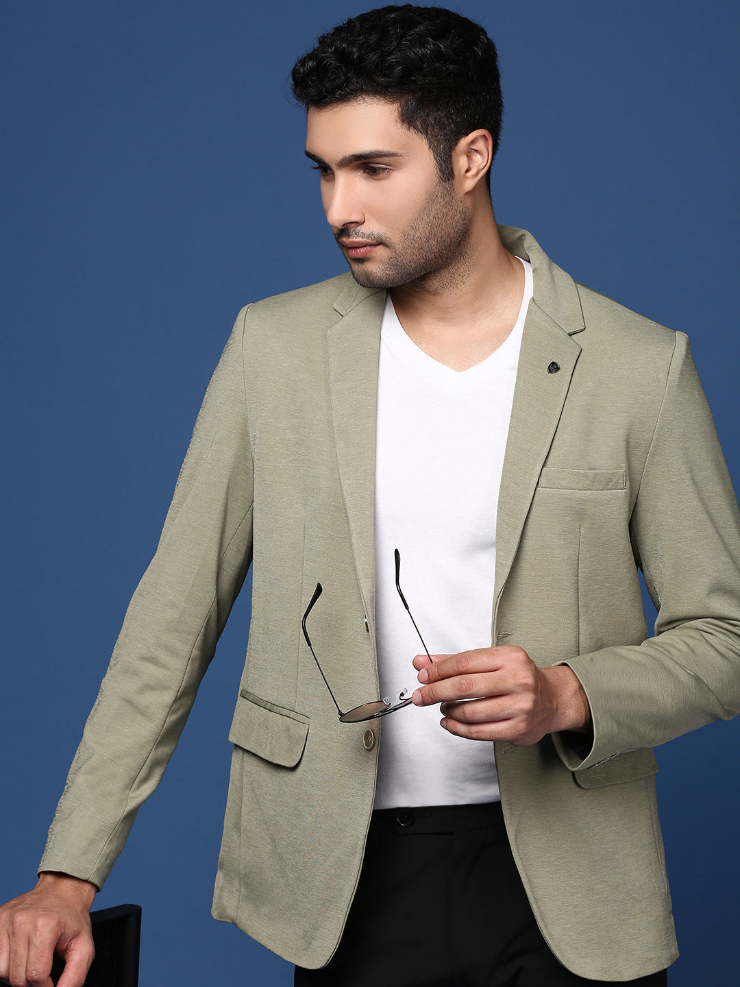 Men Green Solid Single Breasted Blazer