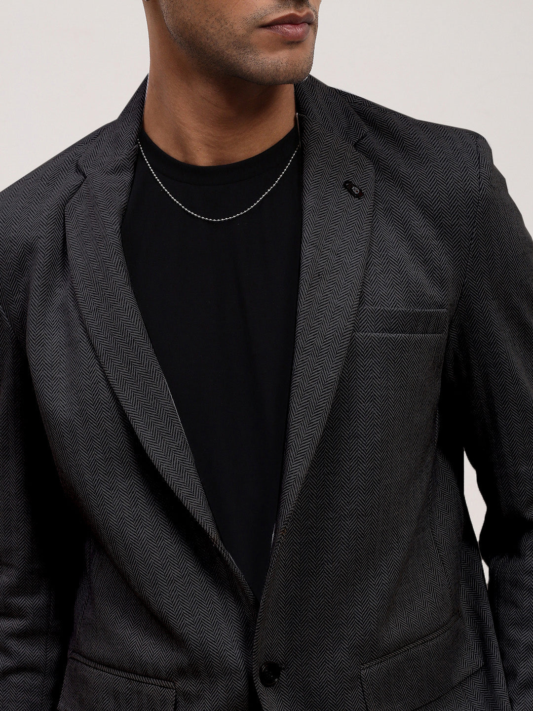 Men Charcoal Self Design Single Breasted Blazer