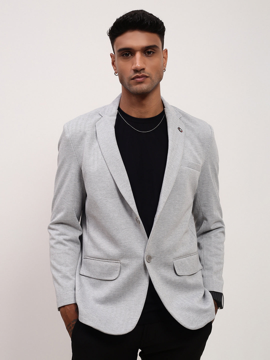 Men Grey Solid Single Breasted Blazer