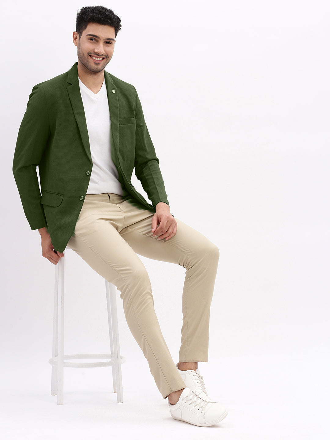 Men Green Solid Single Breasted Blazer