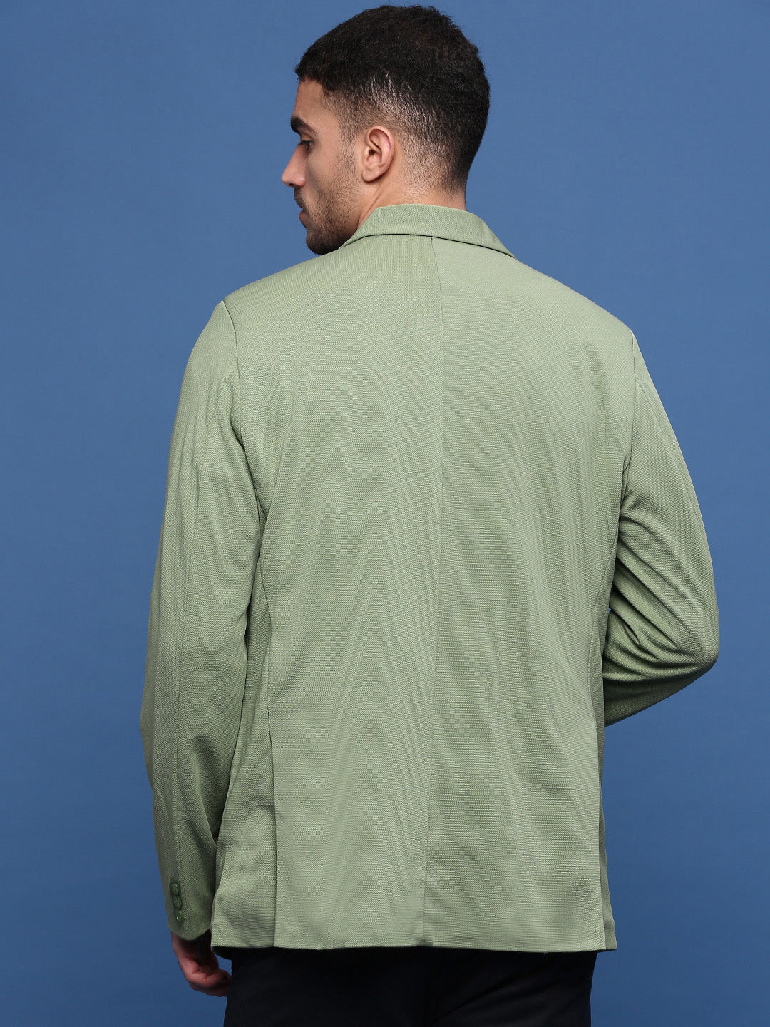 Men Green Solid Single Breasted Blazer