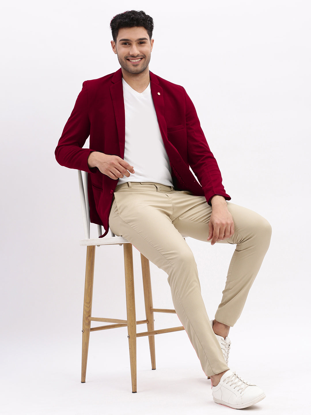 Men Burgundy Solid Single Breasted Blazer