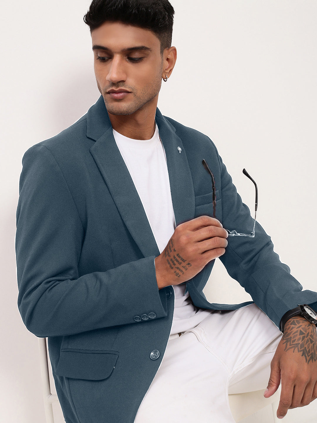 Men Charcoal Solid Single Breasted Blazer