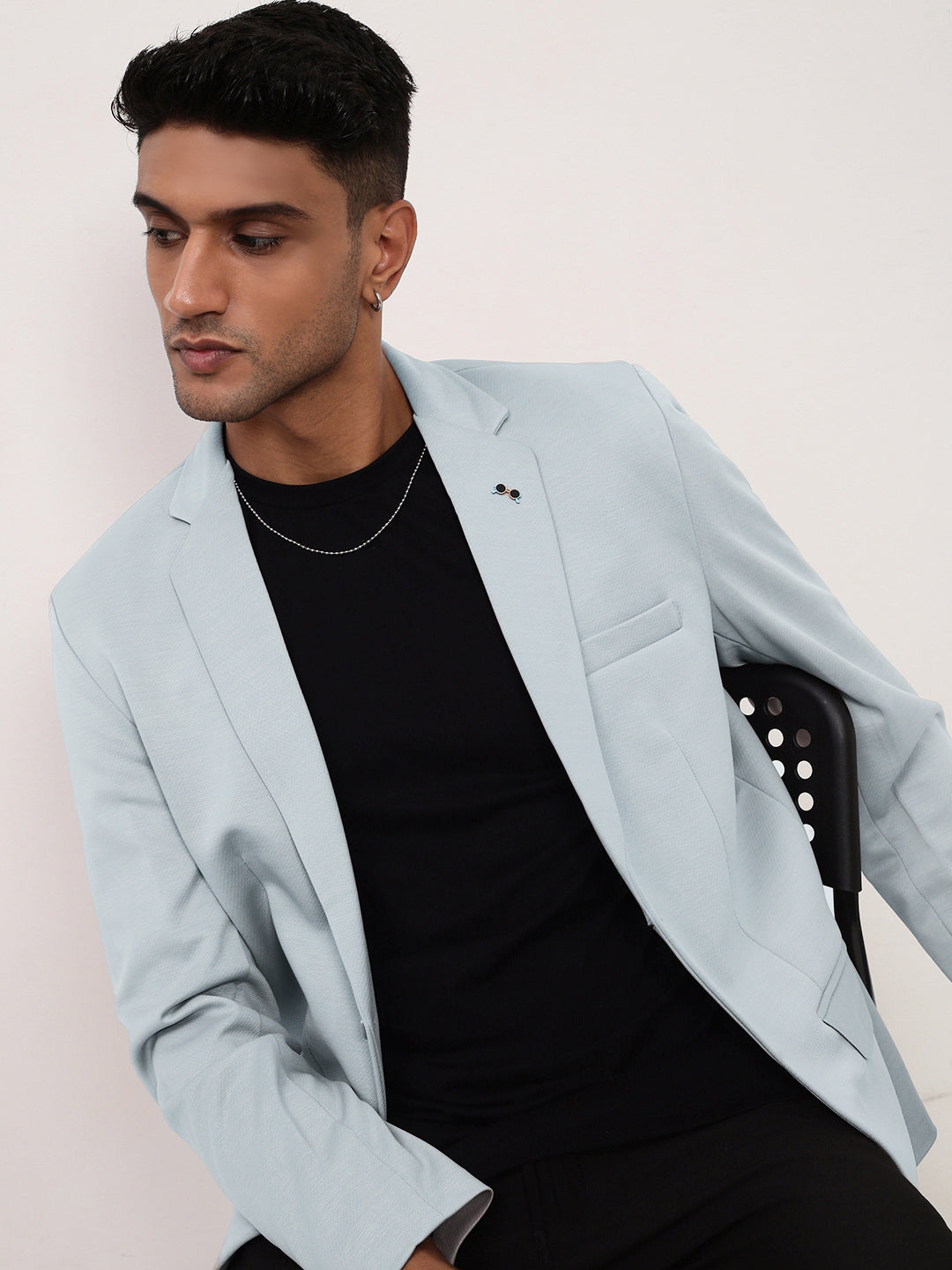 Men Blue Solid Single Breasted Blazer