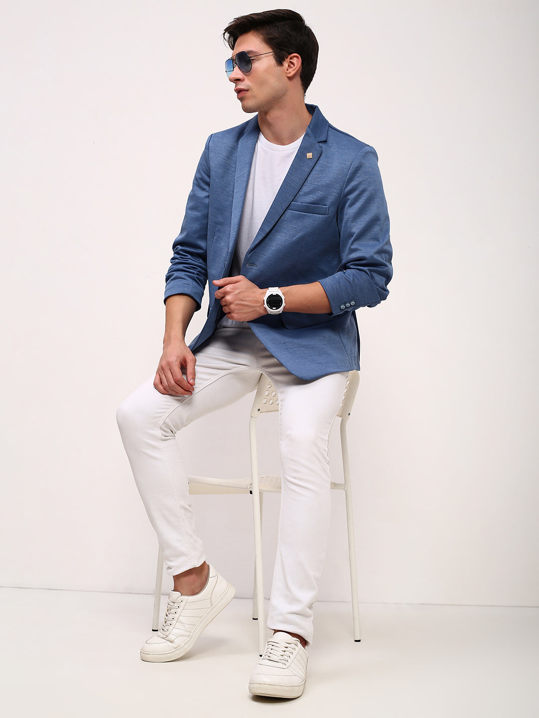 Men Blue Solid Single Breasted Blazer