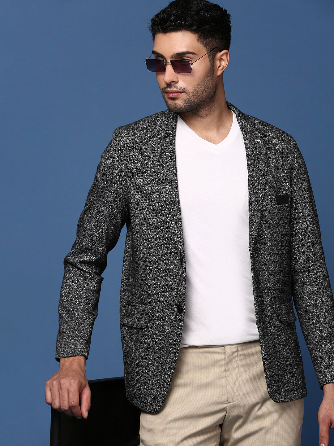 Men Black Slim Fit Single Breasted Blazer