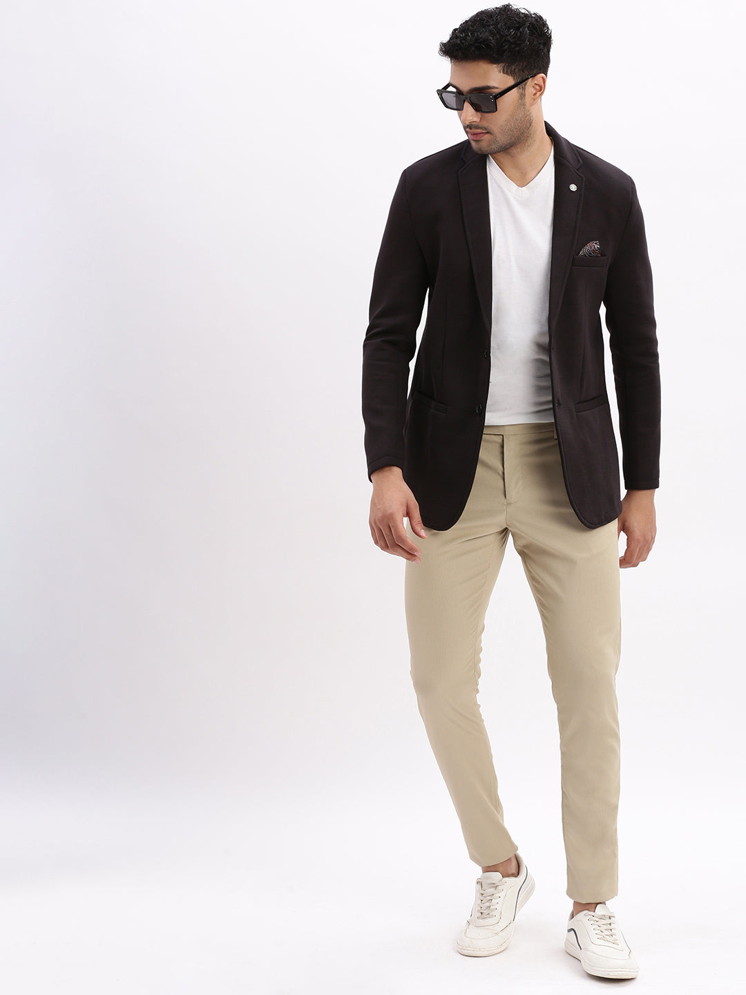 Men Solid Black Single Breasted Blazer